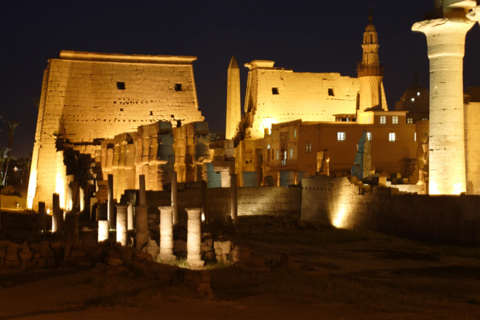 Luxor & Karnak Temple Guided Tour – Full Day